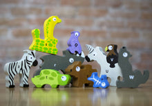Load image into Gallery viewer, Animal Parade A to Z Puzzle