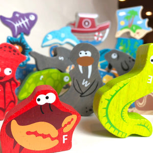 Ocean A to Z Puzzle & Playset