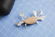 Load image into Gallery viewer, Crab Multi Tool
